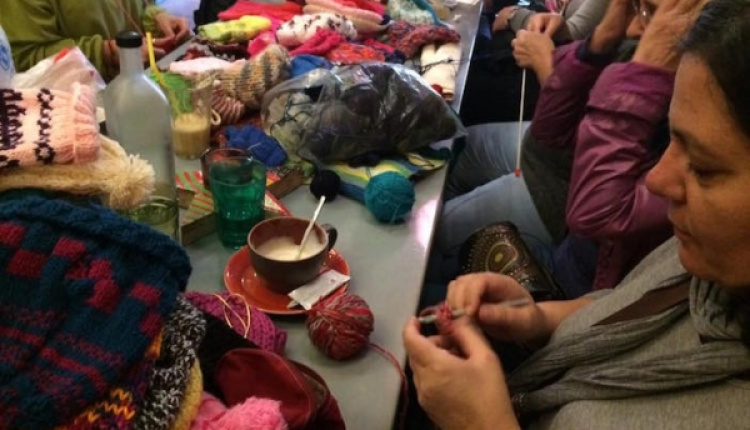 Knitting For Solidarity