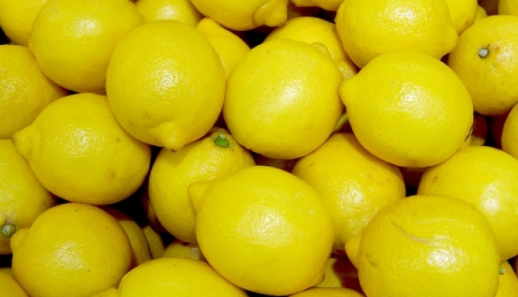 The Importance Of Lemons In Greek Cooking