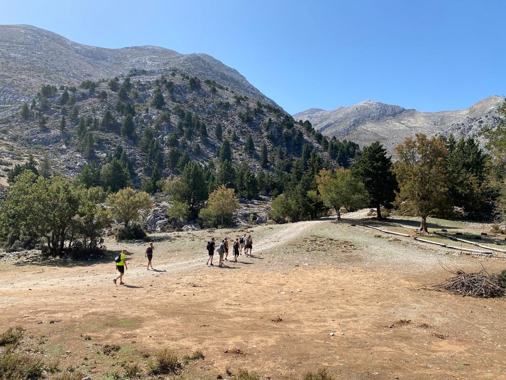 2022 group mountain hike