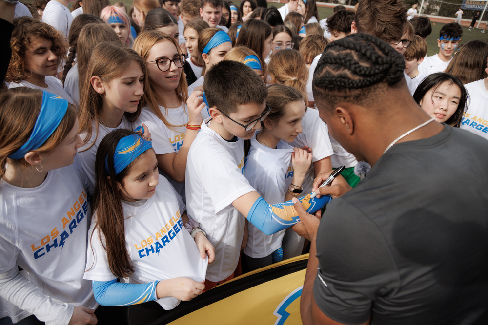 5 Los Angeles Chargers