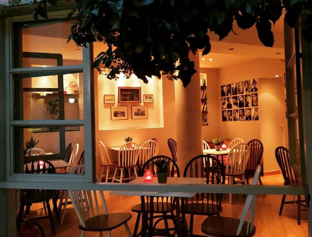Cafe Plaka