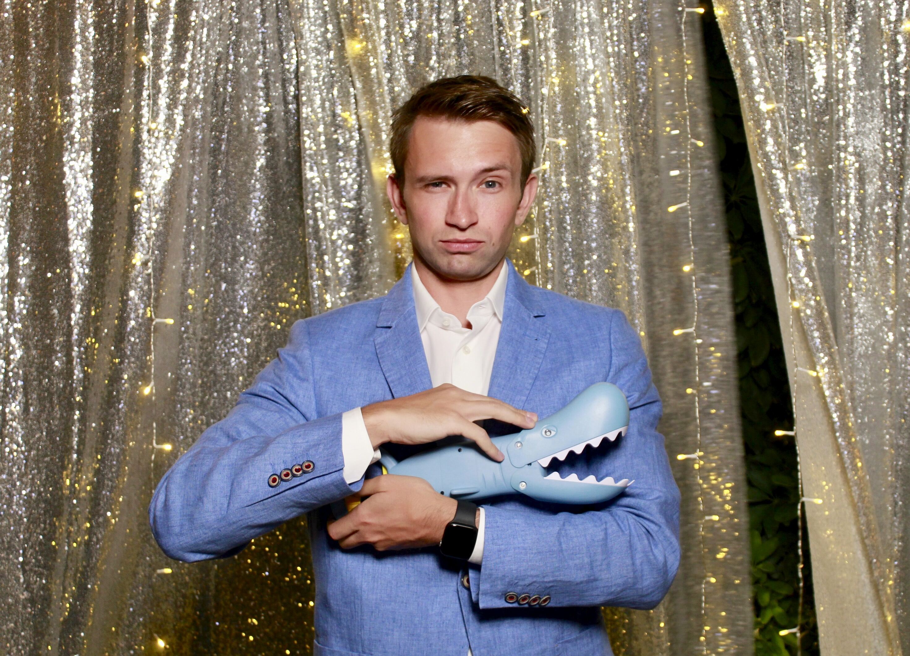 Headshot Kostyantyn 2