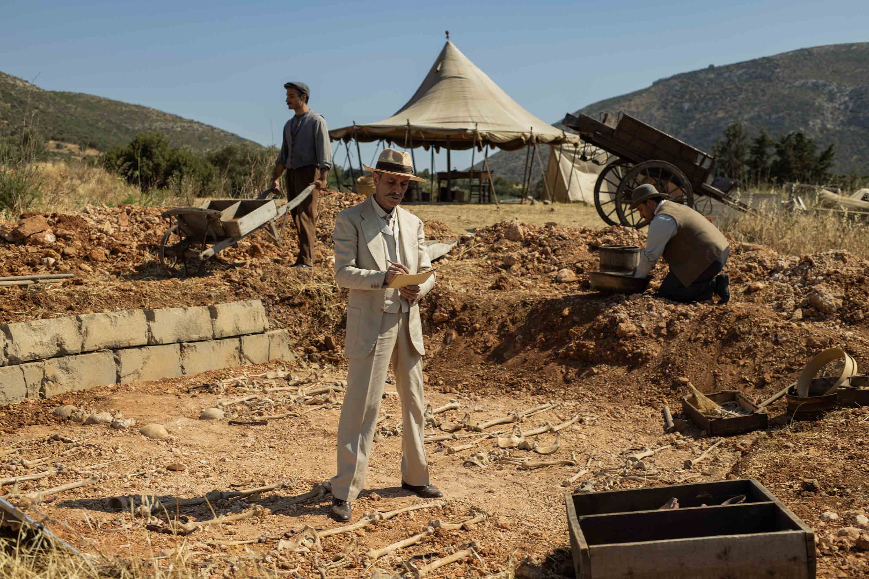 STAMATAKIS EXCAVATION REENACTMENT1 Anemon copy