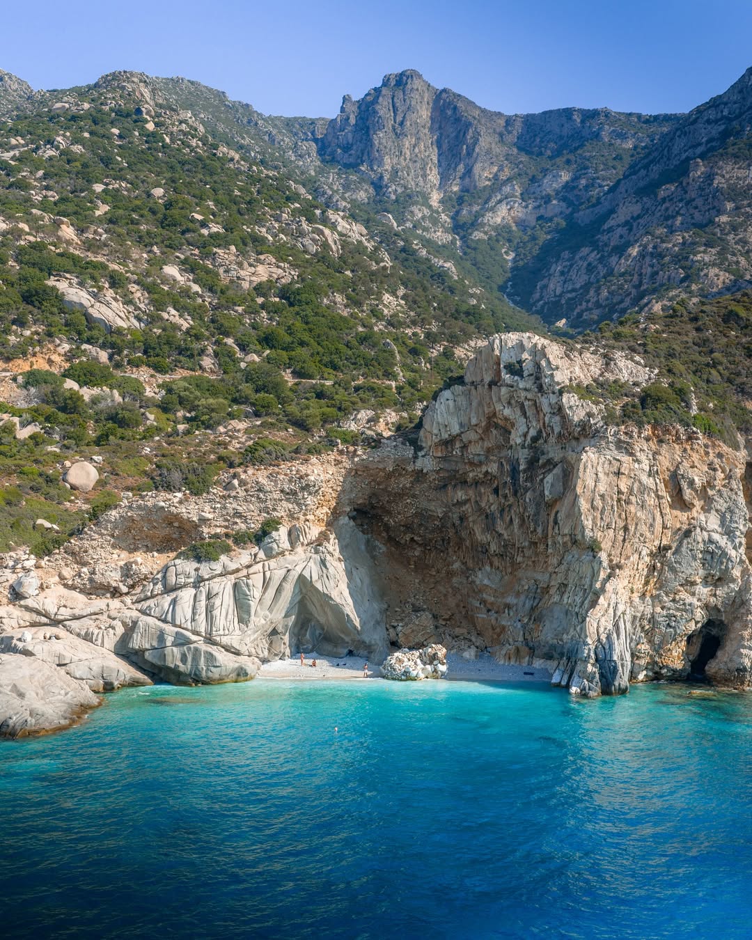 SnapInsta.to 541602994 18523984963004542 8766405413383168351 n