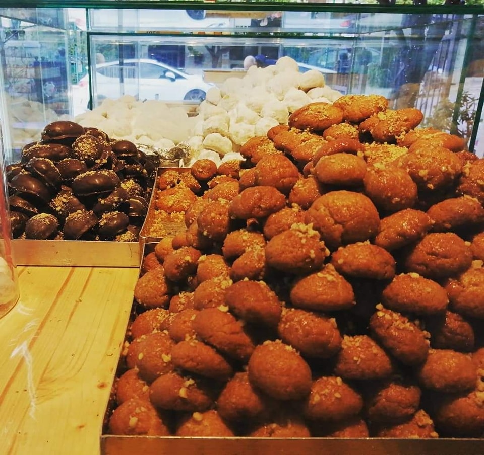 Some Of The Tastiest Melomakarona In Athens - XpatAthens.com