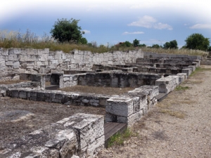 Pella