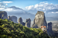 Tourism On The Rise & Greece's Top Destinations