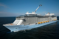 ‘Quantum of the Seas’ Super Smartship Hits Greek Shores