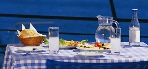 A Guide to Greek Drinks and Drinking