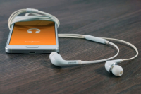 Top Greek Podcasts You Need To Listen To Right Now