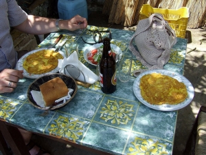Traditional Greek taverna &quot;Kalokerinos&quot; in Plaka