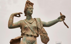 Archaeologists Make Exciting Discovery At Aptera In Crete