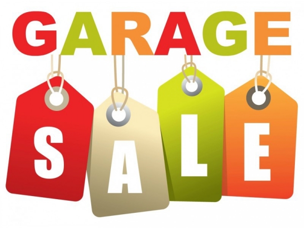 Garage Sale In Voula