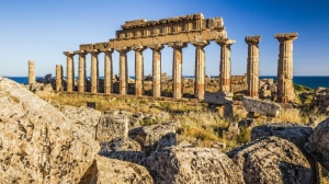 Archaeologists Unearth “Greek Pompeii” In Sicily