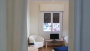 Bright And Sunny Apartment Just A 10 Minutes Walk To Acropolis