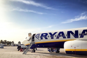 Ryanair - New Route To Naples From Thessaloniki