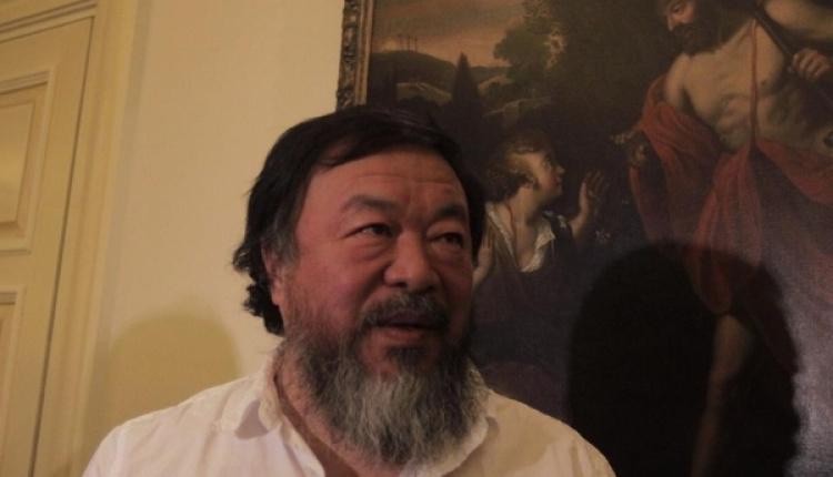 Chinese Artist Ai Weiwei Sets Up Studio On Lesvos - Highlights Plights Of Refugees