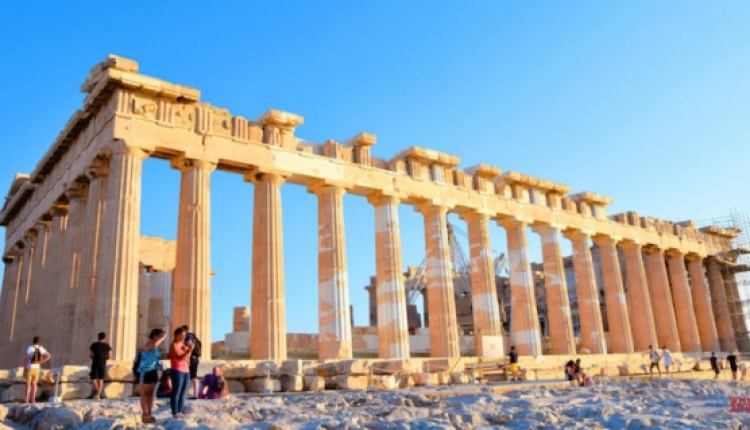 8 Things You Didn’t Know About The Acropolis