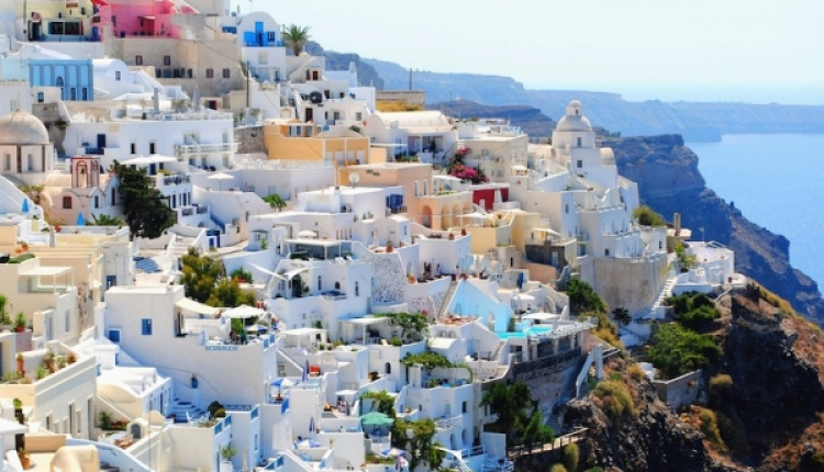 WTTC & McKinsey Report Addresses Overtourism Issues In Greece