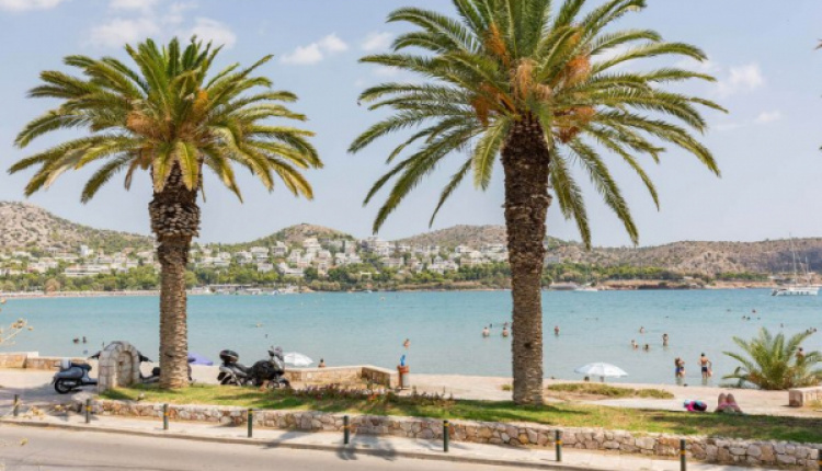 Vouliagmeni Neighborhood Guide