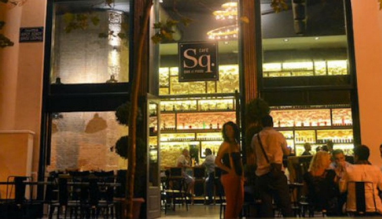 Sq. Cafe Bar & Food