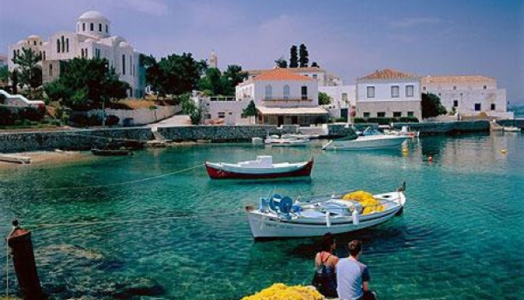Five Top Kid Friendly Islands Close To Athens
