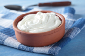 The Dos and Don'ts Of Cooking With Greek Yogurt