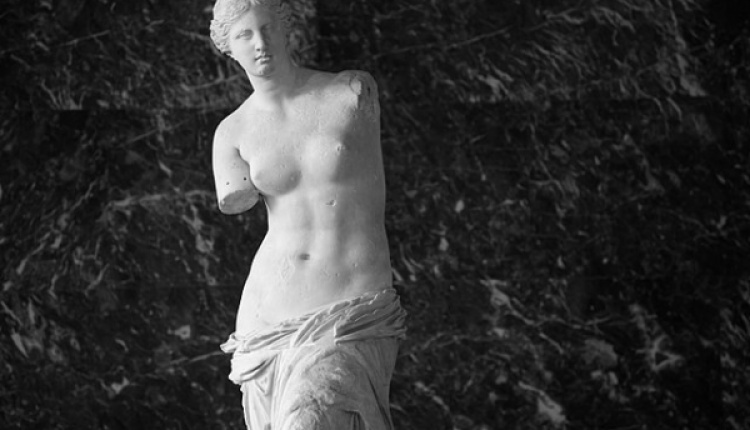 “Venus de Milos” Returns To The Island Albeit As Replica