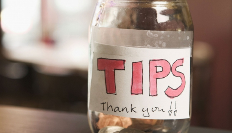 To Tip Or Not To Tip In Greece