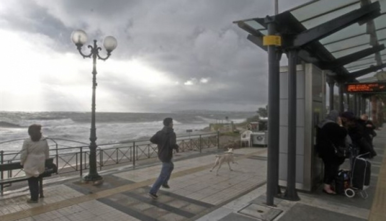 Stormy Weather & Low Temperatures On Election Day