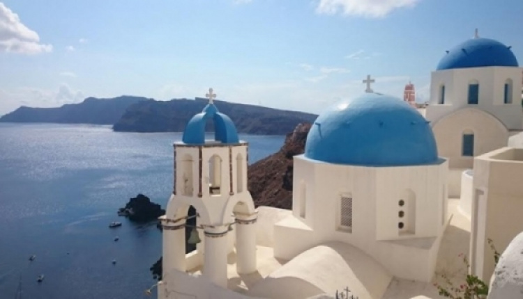 Kalimera Santorini: 3 Days On A Greek Island
