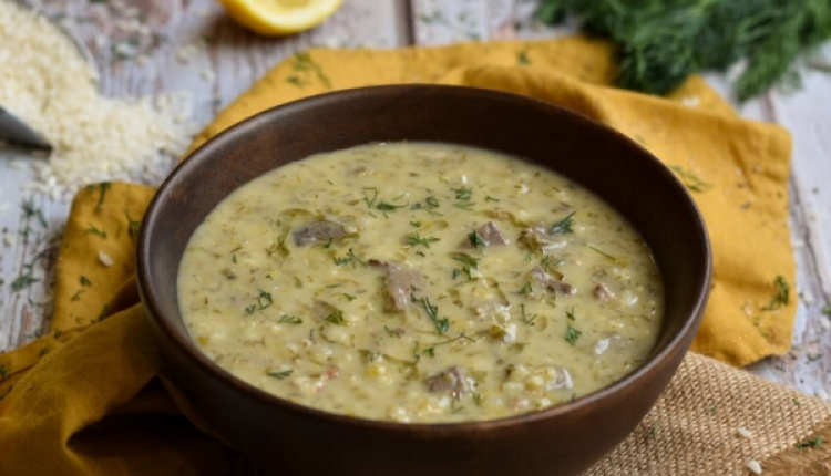 Magiritsa: Traditional Greek Easter Soup