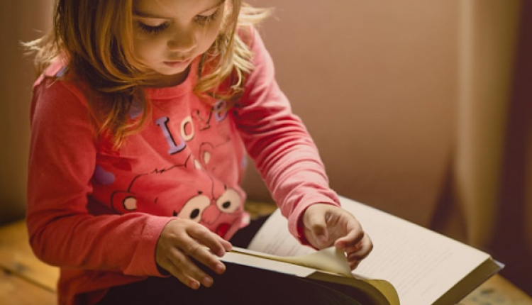 Empowering Kids: Nurturing A Love Of Reading In Today's Digital Age