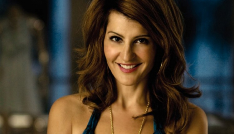 Nia Vardalos Shows Support To The Greeks On Social Media