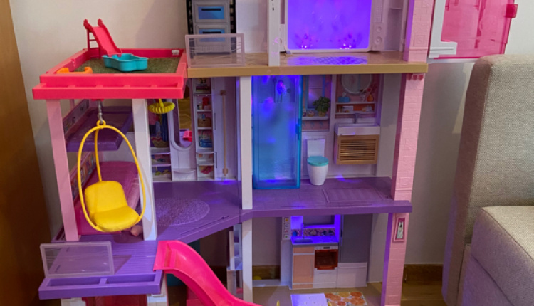 Original Barbie Dream House